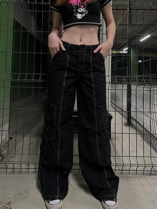 Y2K Oversize Ters Dikiş Siyah Kargo Pantolon
